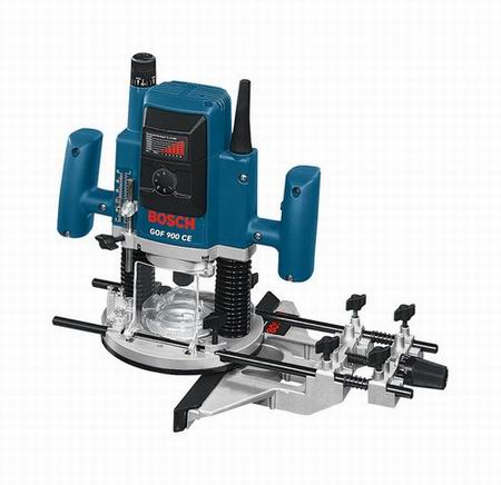 BOSCH GOF 900 CE